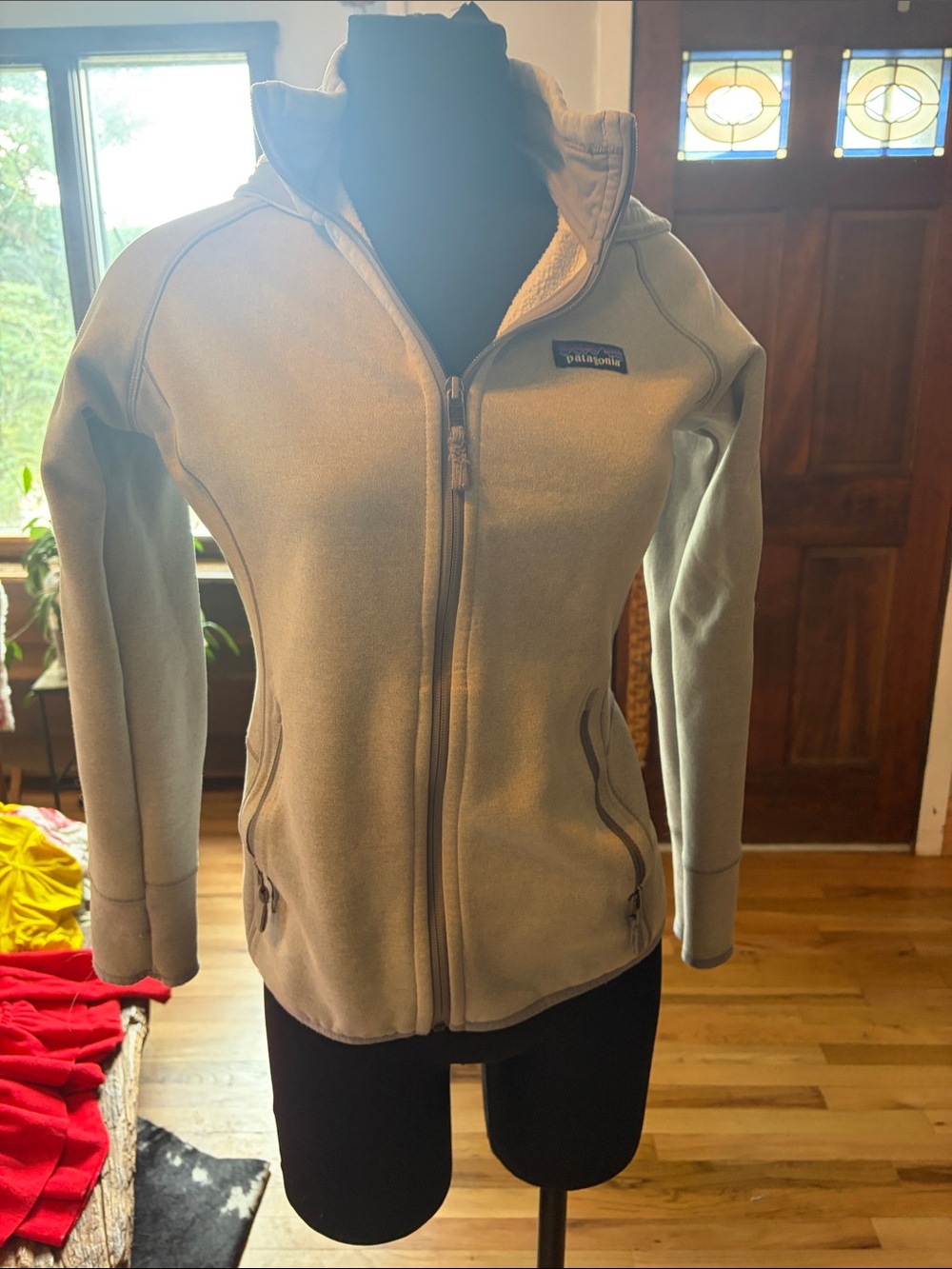 Patagonia Women's Light Beige Full-Zip Teddy Fleece Jacket